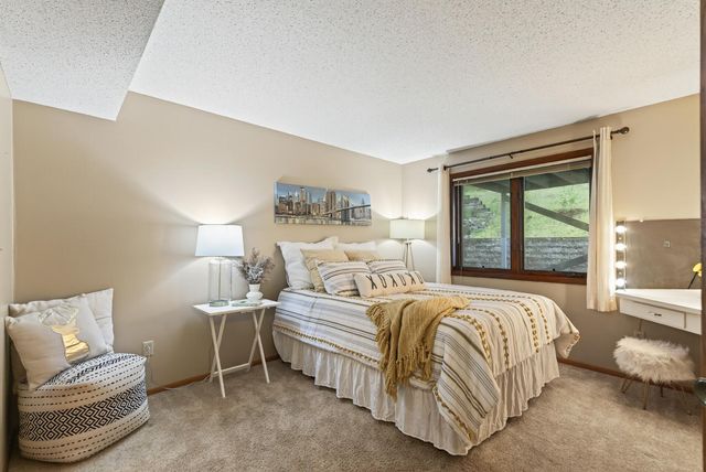 4301 Arrowhead Court, Minnetonka, MN 55345