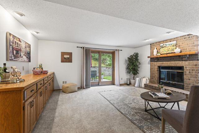 4301 Arrowhead Court, Minnetonka, MN 55345