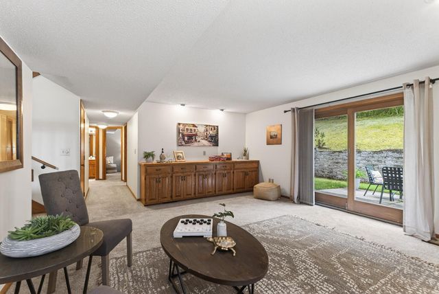 4301 Arrowhead Court, Minnetonka, MN 55345