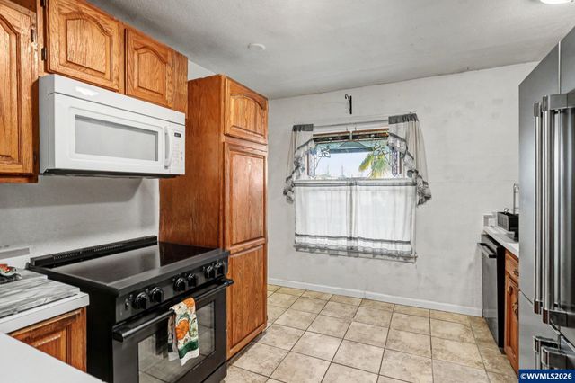 2340 Liberty St NE, Salem, OR 97301