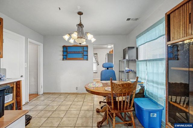 2340 Liberty St NE, Salem, OR 97301