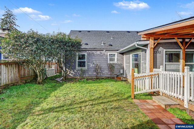 2340 Liberty St NE, Salem, OR 97301