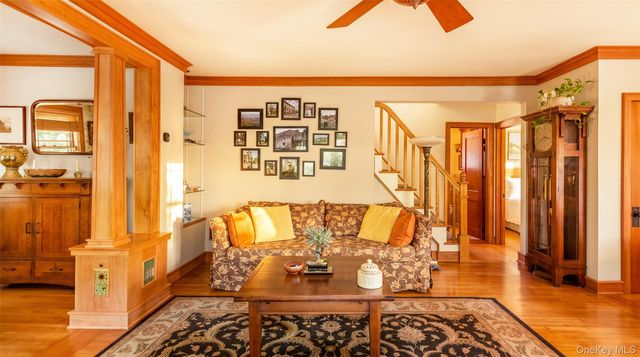 330 S Country Road, Brookhaven, NY 11719