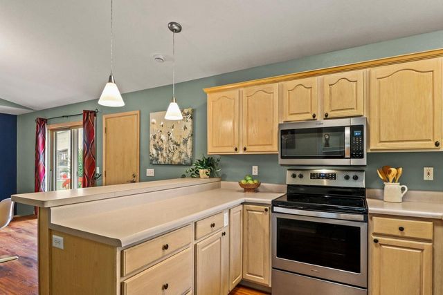 6302 Dylyn Drive, Madison, WI 53719