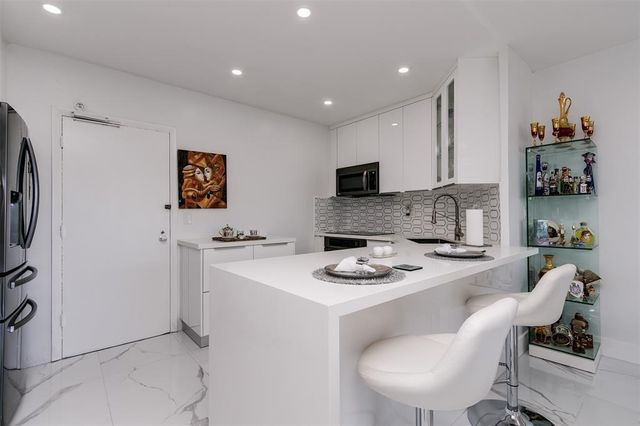 3333 NE 34th Street 304, Fort Lauderdale, FL 33308