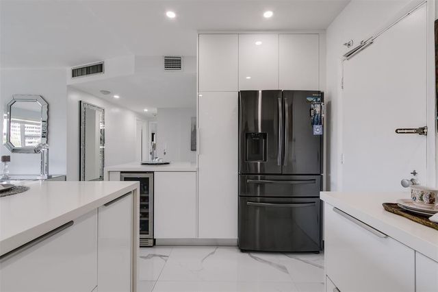 3333 NE 34th Street 304, Fort Lauderdale, FL 33308
