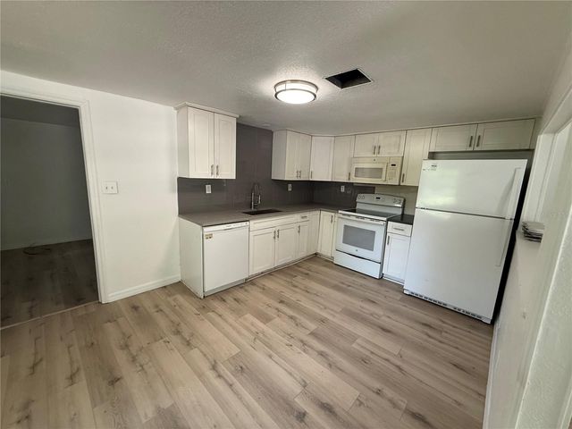 3424 MAZE LANE, Brandon, FL 33511