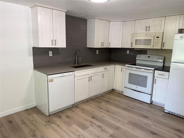 3424 MAZE LANE, Brandon, FL 33511