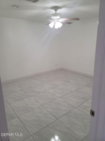 324 Valley Fair Way, El Paso, TX 79907