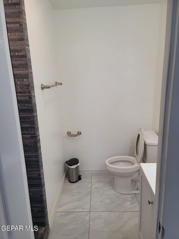 324 Valley Fair Way, El Paso, TX 79907