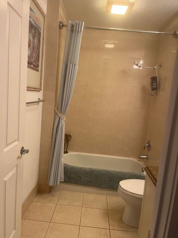 26 Harbour Isle Drive W 303, Fort Pierce, FL 34949