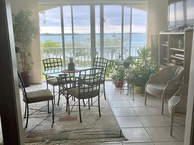 26 Harbour Isle Drive W 303, Fort Pierce, FL 34949