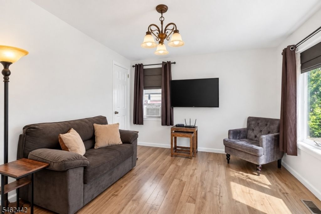 36 Park Ave, Wanaque Boro, NJ 07420 — photo 5
