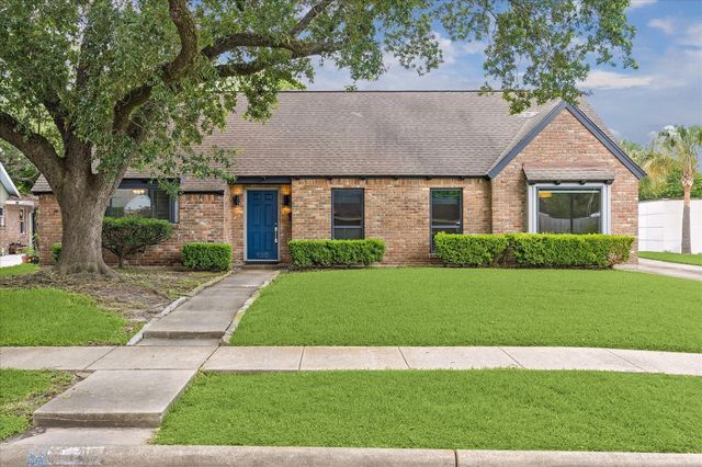 9310 Woodmeadow Street, Houston, TX 77025