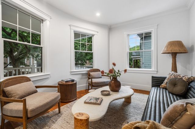 143 Coolidge St 1, Brookline, MA 02446