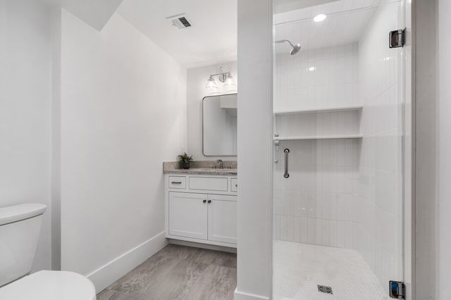 143 Coolidge St 1, Brookline, MA 02446
