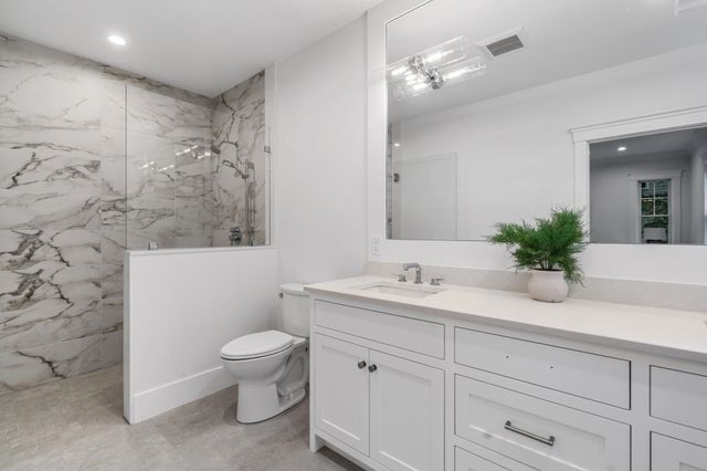 143 Coolidge St 1, Brookline, MA 02446