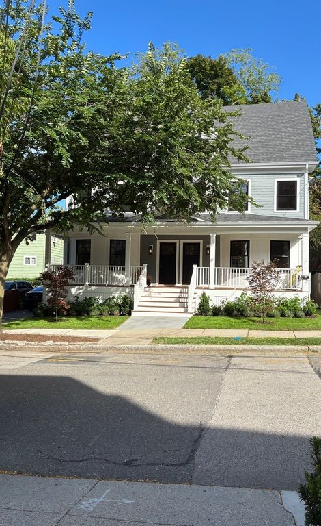 143 Coolidge St 1, Brookline, MA 02446