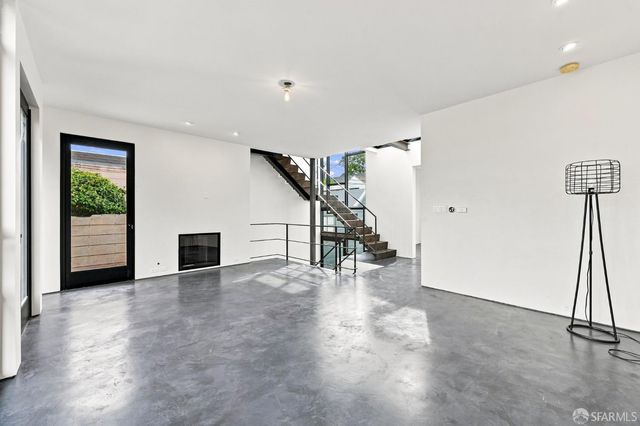 75 Bronte Street, San Francisco, CA 94110