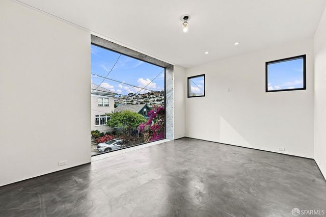 75 Bronte Street, San Francisco, CA 94110