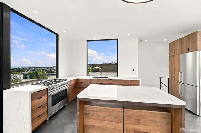 75 Bronte Street, San Francisco, CA 94110