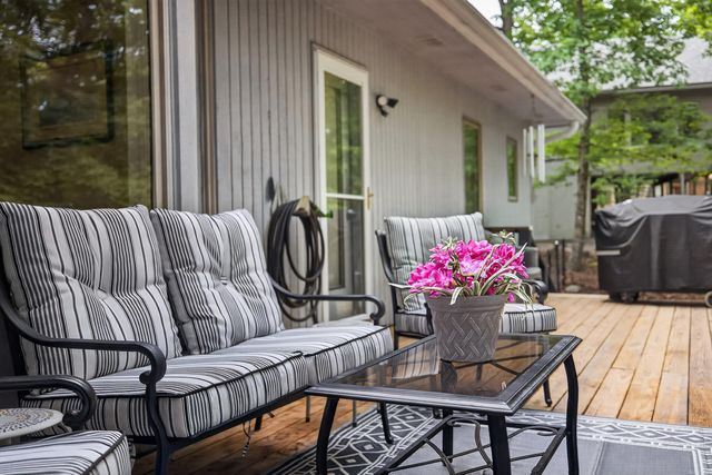 24 Encantado Way, Hot Springs Village, AR 71909