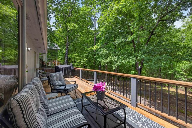 24 Encantado Way, Hot Springs Village, AR 71909