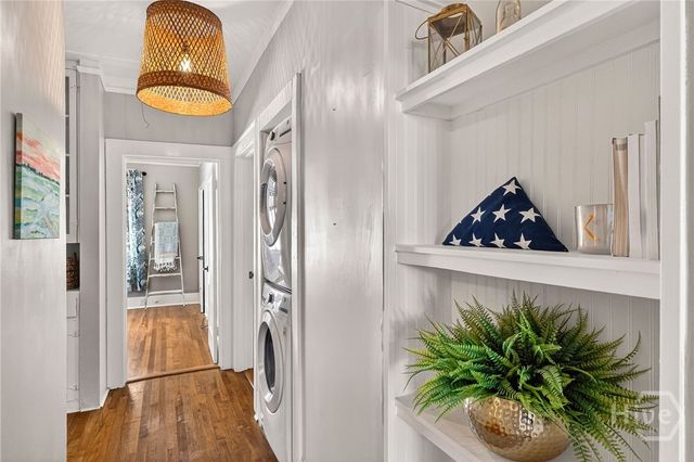 301 E 51st Street, Savannah, GA 31405