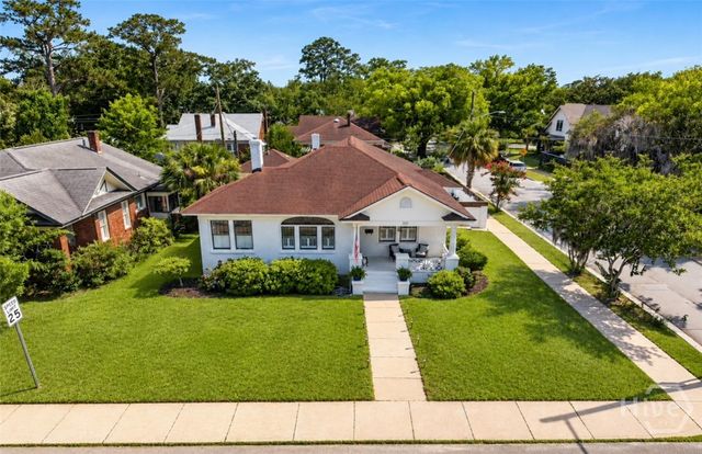 301 E 51st Street, Savannah, GA 31405