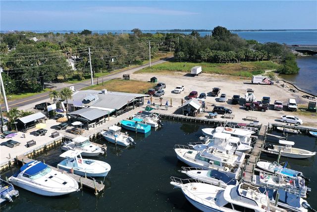 9363 Victoria Drive, Micco, FL 32976