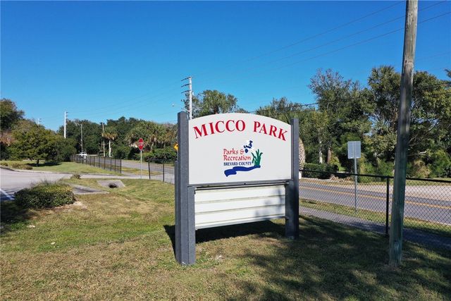 9363 Victoria Drive, Micco, FL 32976
