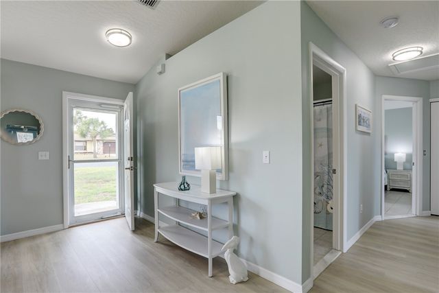 9363 Victoria Drive, Micco, FL 32976