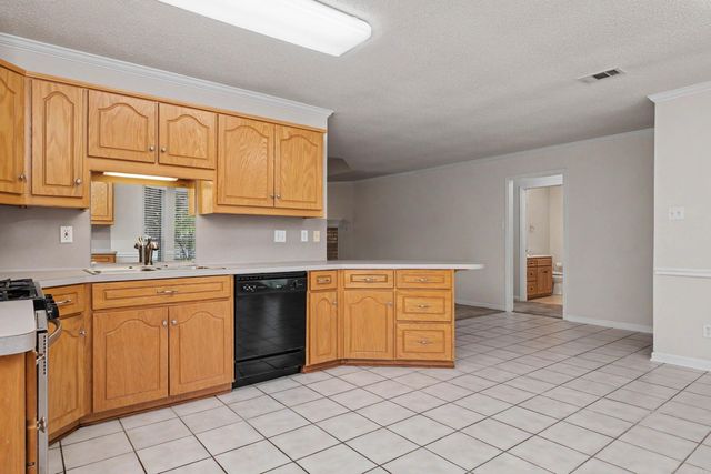 4013 Lakewood Valley Drive, North Little Rock, AR 72116