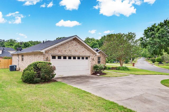 4013 Lakewood Valley Drive, North Little Rock, AR 72116