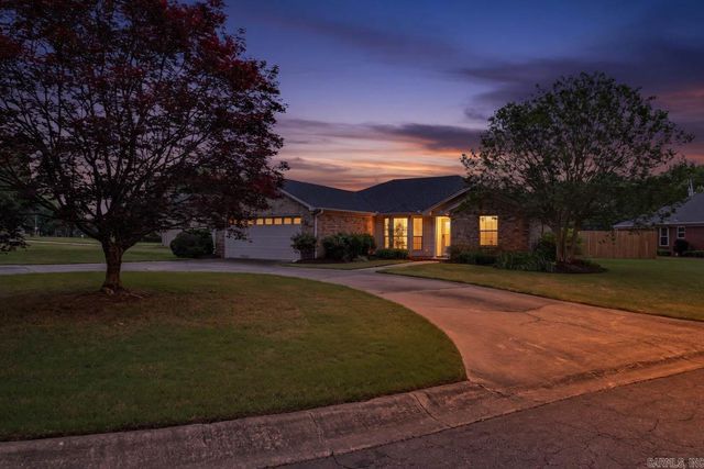 4013 Lakewood Valley Drive, North Little Rock, AR 72116