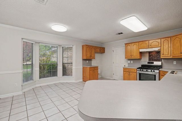 4013 Lakewood Valley Drive, North Little Rock, AR 72116