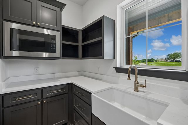 105 Desperado Way, Weatherford, TX 76088