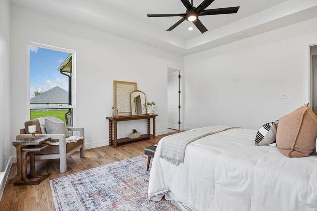 105 Desperado Way, Weatherford, TX 76088