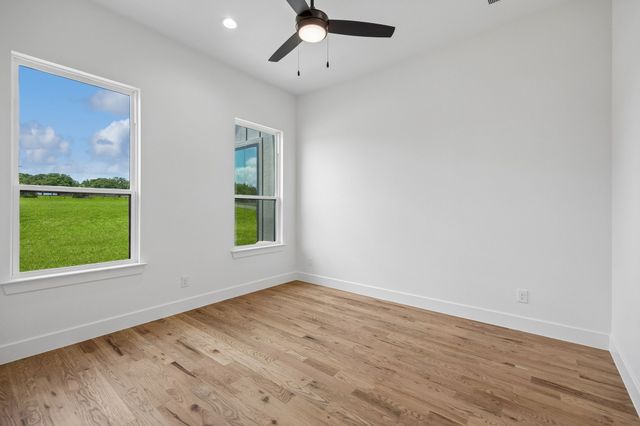 105 Desperado Way, Weatherford, TX 76088
