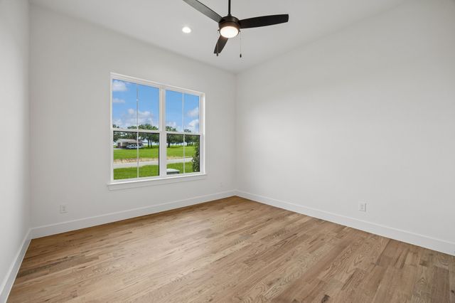 105 Desperado Way, Weatherford, TX 76088