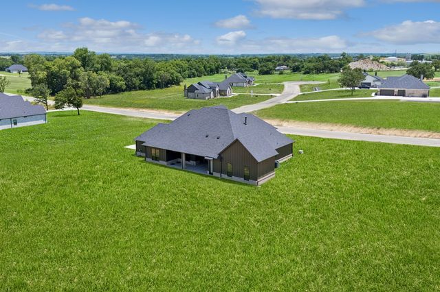 105 Desperado Way, Weatherford, TX 76088