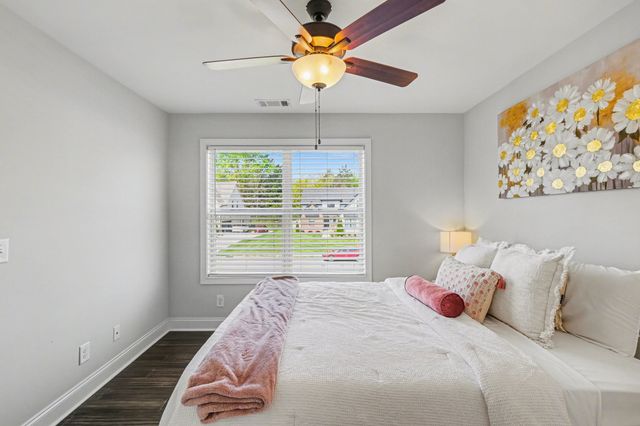 9802 Sunfish Ct, Murfreesboro, TN 37129