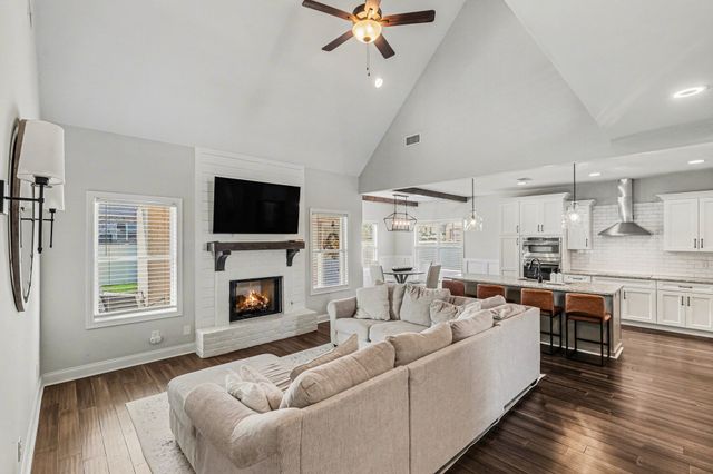 9802 Sunfish Ct, Murfreesboro, TN 37129
