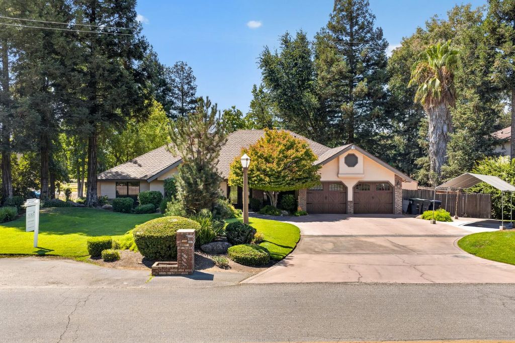 Image 2 of property listing at 19392 Farallon Road, Madera, CA 93638