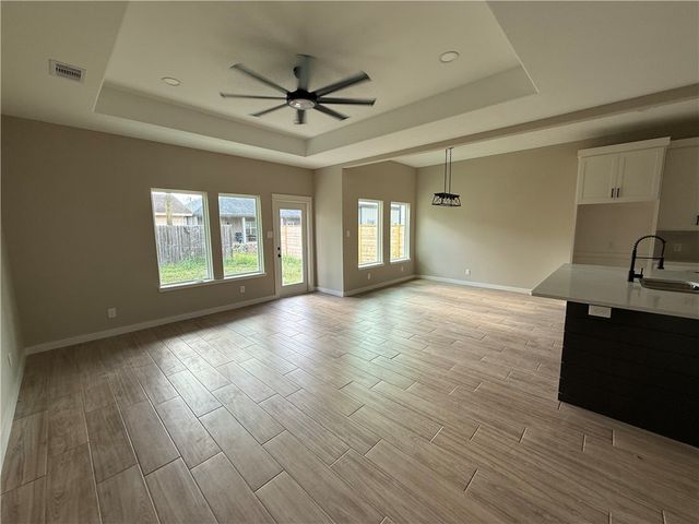 3614 Rebecca Dr, Corpus Christi, TX 78410