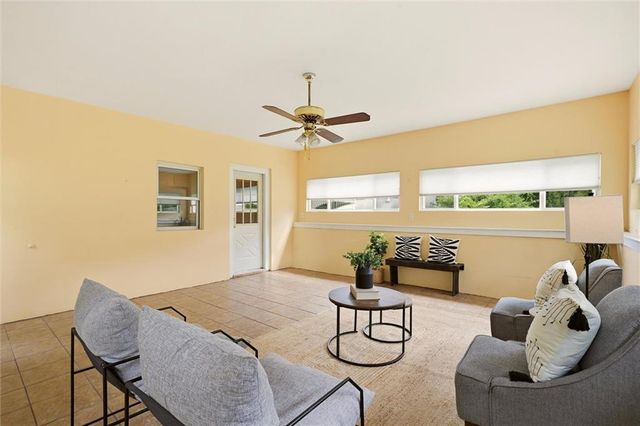 11411 E Norledge Street, Sugar Creek, MO 64054