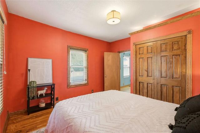 11411 E Norledge Street, Sugar Creek, MO 64054