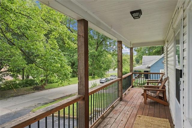 11411 E Norledge Street, Sugar Creek, MO 64054