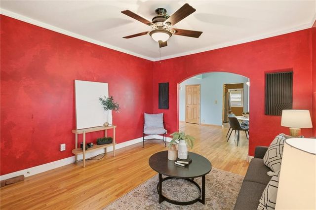 11411 E Norledge Street, Sugar Creek, MO 64054