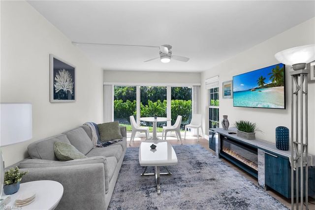1215 Edington PL M2, Marco Island, FL 34145